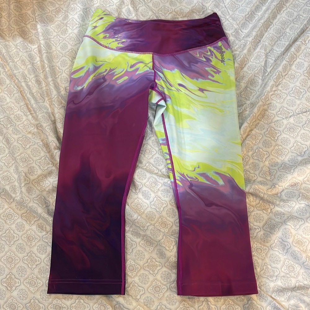 Reebok active crop leggings.